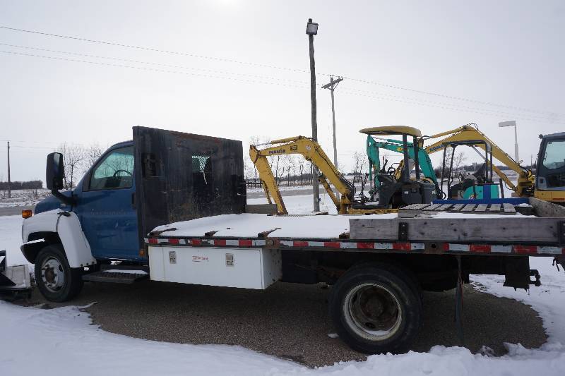 2004 GMC C4500 Duramax Diesel Flatbed Truck