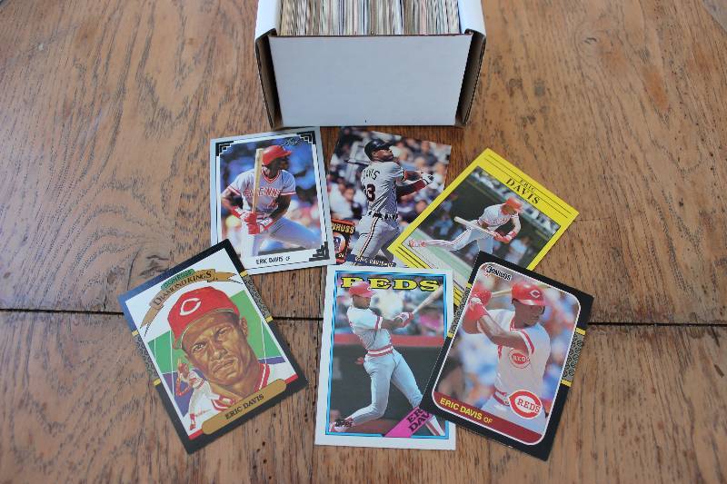 lot 5 image: 200 Eric Davis Cards...