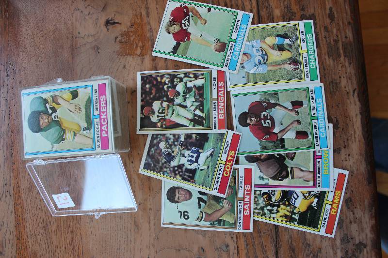lot 51 image: 1979 Topps Football Cards...