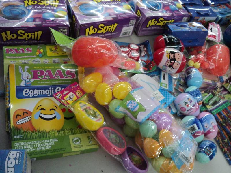 lot 263 image: Easter supplies and games...