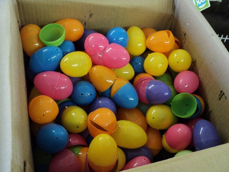 lot 302 image: Easter supplies...