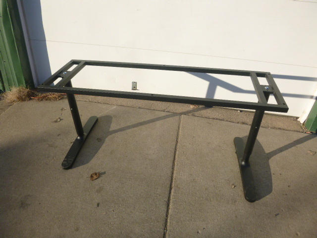 lot 75 image: Adjustable Table Base