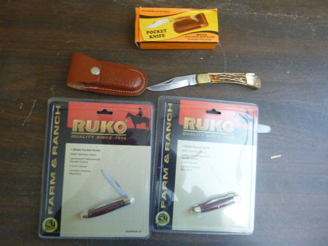 lot 122 image: 3 Pocket Knives