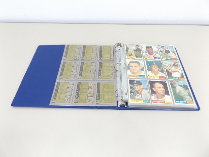 1961 HIGH GRADE Topps Baseball Cards in Binder