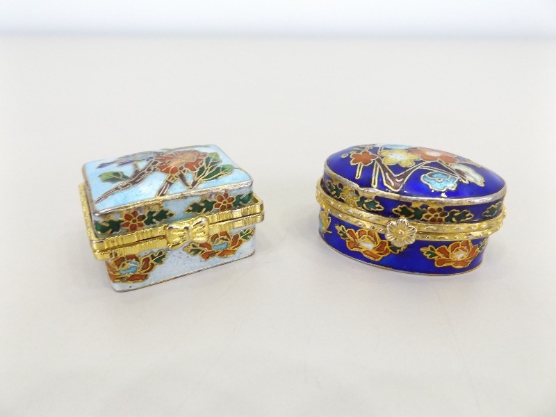 2 Small Vintage Cloisonne Trinket Boxes