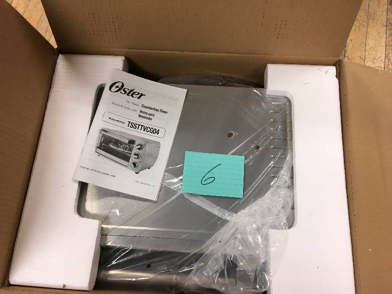 lot 6 image: Oster Convection Counter Top Oven with turbo Convection Heat Technology open box not used