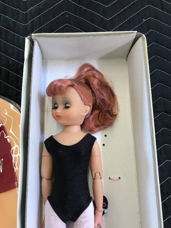 lot 388 image: HORSMAN RINI DOLL WITH OUTFITS