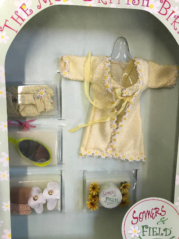 lot 406 image: MOD BRITISH BIRDS OUTFITS