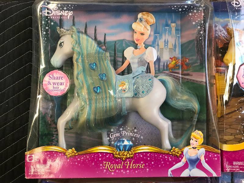 lot 413 image: DISNEY ROYAL HORSES