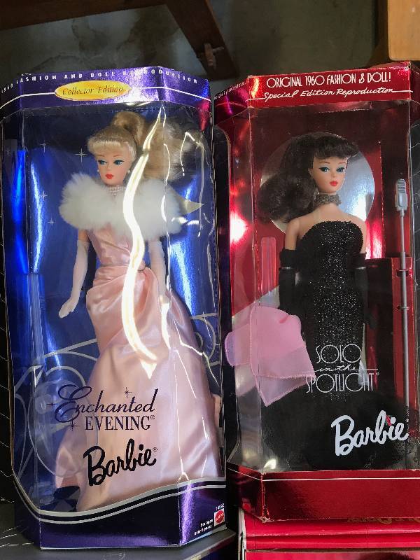 lot 436 image: ASSORTED BARBIES
