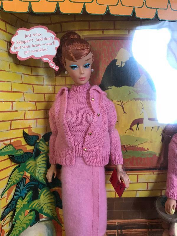 lot 441 image: KNITTING PRETTY BARBIE COLLECTOR GIFT SET