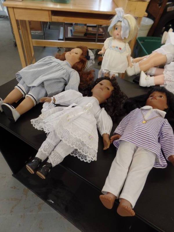 lot 365 image: FOUR DOLLS