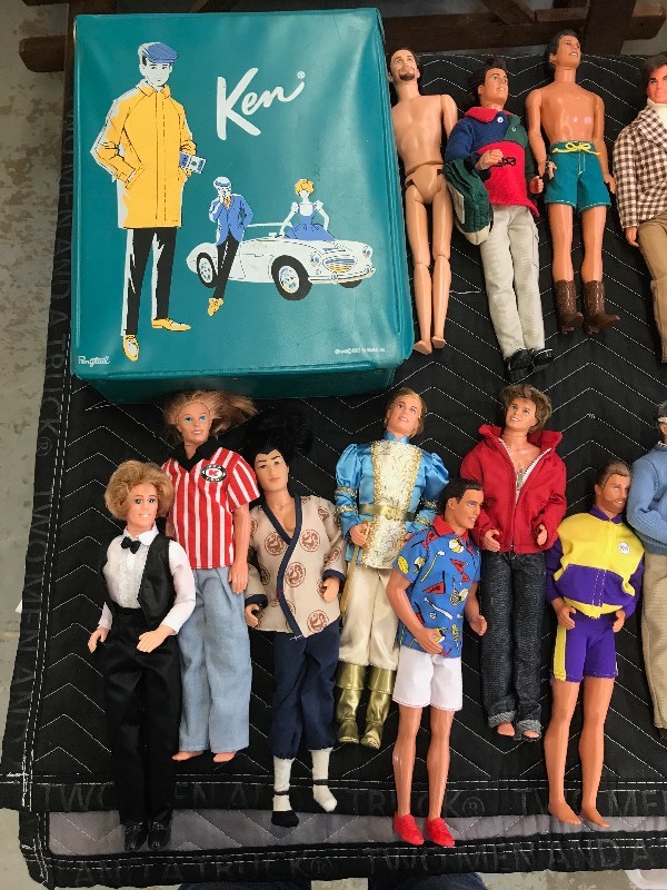 lot 449 image: MANY, MANY KEN DOLLS AND CARRY CASE