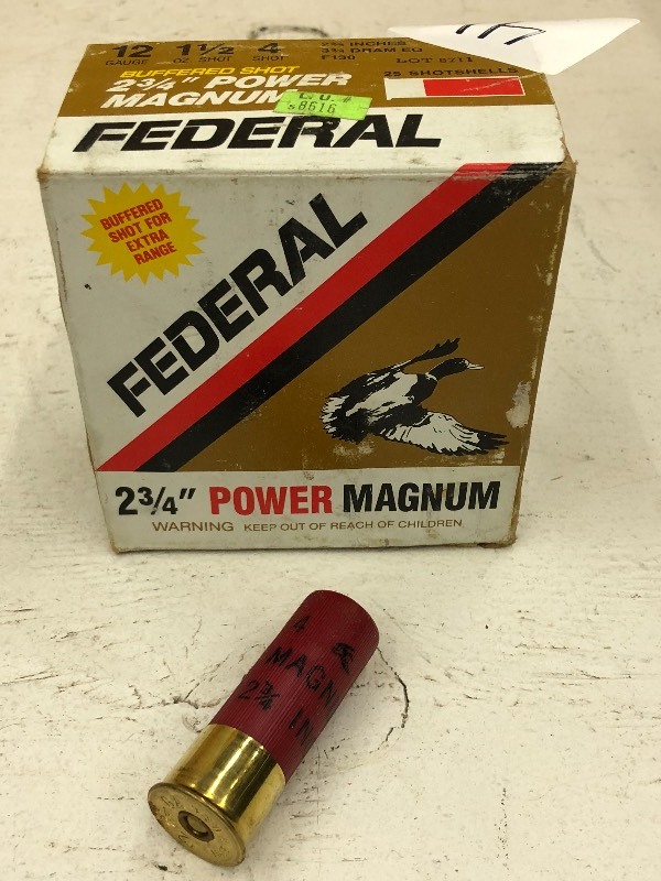 lot 41 image: Full Box Of Federal 12-Gauge #4 Sho...