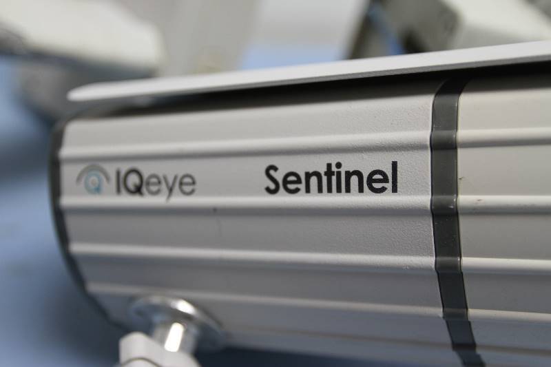 lot 101 image: IQeye (Vicon) Sentinel Series 855 IndoorOutdoor Digital Video IP SecuritySurveillance Camera LOT