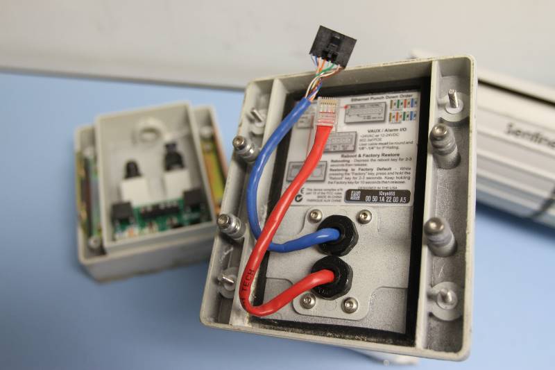 lot 119 image: Lot of Dome & IndoorOutdoor IQeye (Vicon) SecuritySurveillanceCCTV Video Cameras