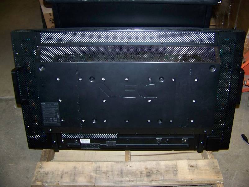 lot 18 image: 46, NEC, MultiSync, Professional Grade, 1080p (Full HD), LCD Display  Monitor with Remote Control