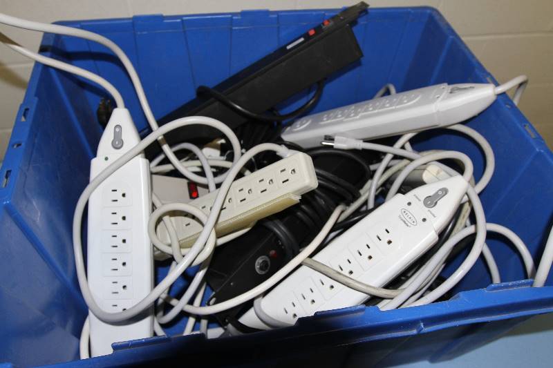 lot 163 image: Large Plastic Bin of AC Power Strips