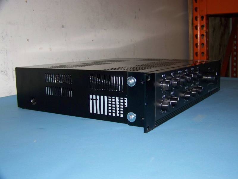 lot 45 image: TOA, 700 Series, 9-Channel, 60 Watt Mixer  Amplifier  Amp