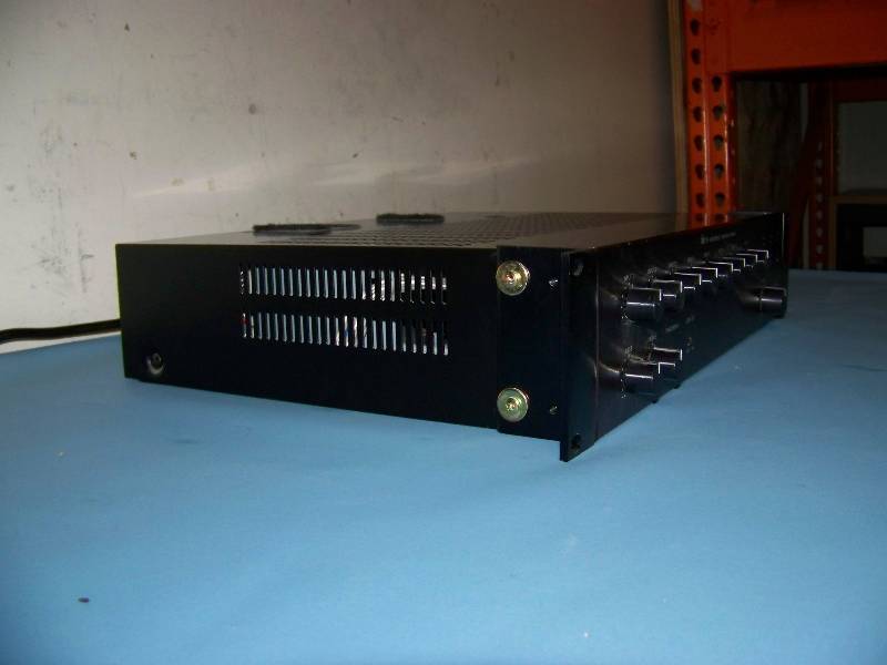 lot 47 image: TOA, 900 Series II, 8 Channel Mixer  Power Amplifier  Amp with (3) Rear Modules