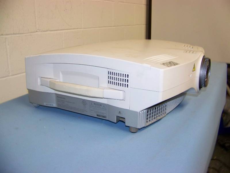 lot 35 image: Panasonic, PT-L6500U, LCD Projector