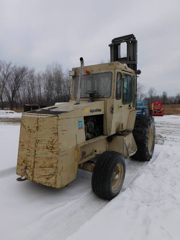 lot 1 image: 1999 Ingersoll Rand RT 708G Rough Terrain Tractor Lift