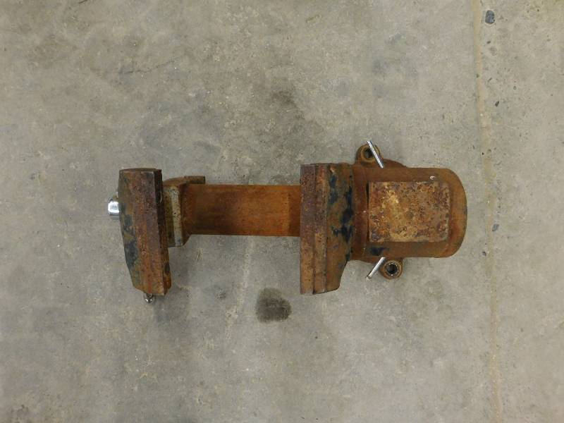 lot 49 image: Rotating  6 Swivel Bench Vise
