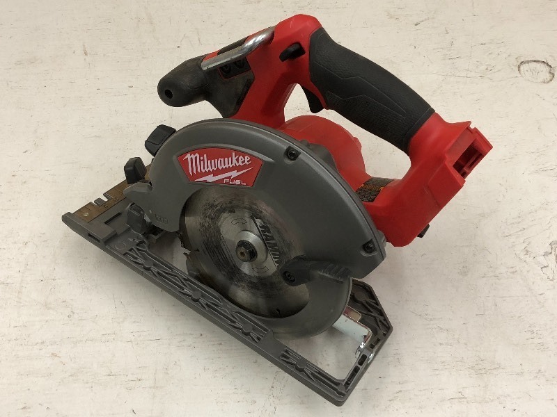 Milwaukee M18 FUEL (Brushless Motor...