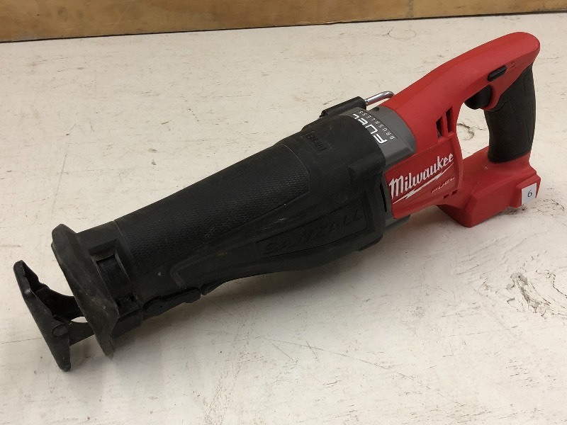 Milwaukee M18 FUEL (Brushless Motor...