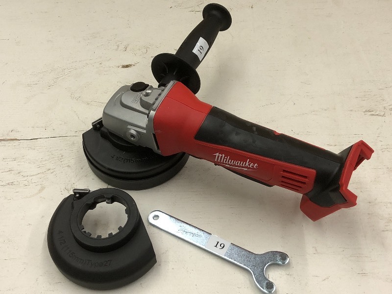 Milwaukee M18 Cordless Lithium-Ion ...