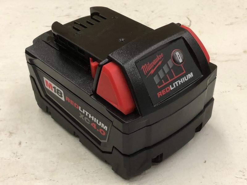 Milwaukee M18 Red Lithium XC 4.0 Ex...