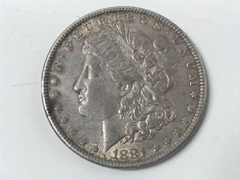 lot 15 image: 1881 Morgan Silver Dollar ...