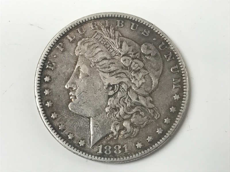 lot 16 image: 1881 Morgan Silver Dollar ...