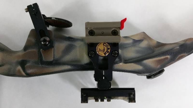 lot 1 image: Vintage Whitetail Legend Bear Right Hand Compound Bow
