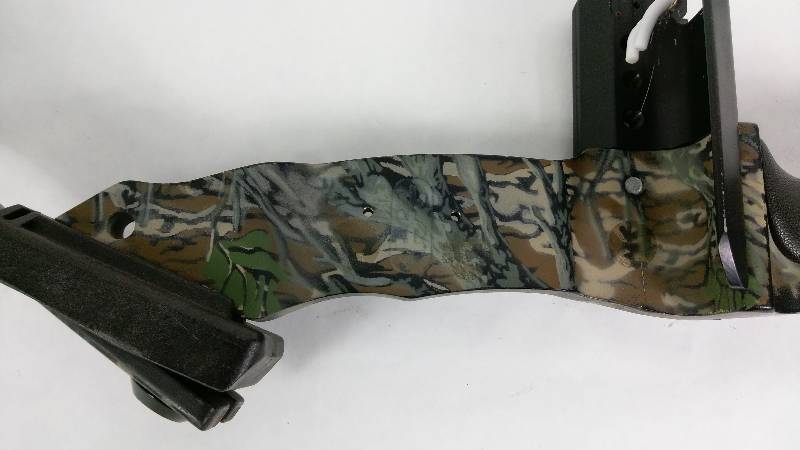 lot 3 image: PSE Archery Fire Flite Mossy Oak Compound Bow