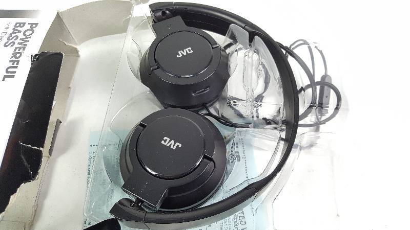 lot 91 image: JVC Stereo Headphones