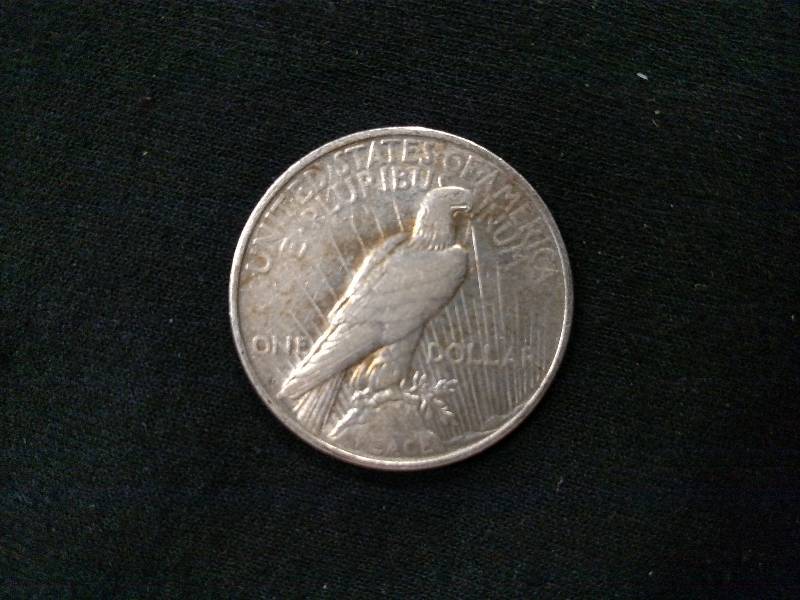 1922 D Peace Silver Dollar...