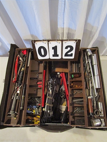 lot 12 image: Kennedy Tool Box - full of tools