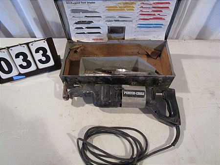 lot 33 image: Porter Cable All Purpose Saw
