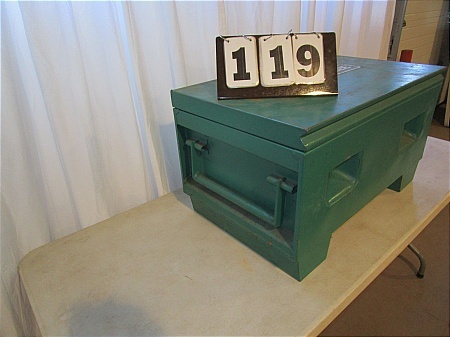 lot 119 image: Job Site Tool Box