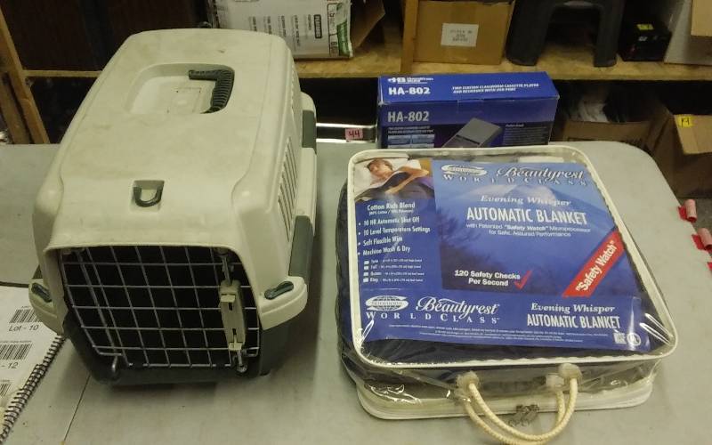 Small Pet Carrier (7-22 Lbs.), Electric Blanket, Hamilton-Buhl ,2-Station Classroom Cassette Player With USB