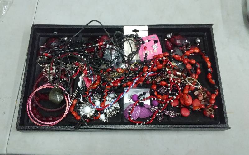Assorted Jewelry