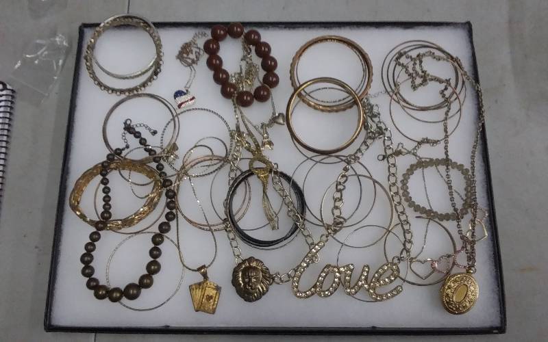 Assorted Jewelry