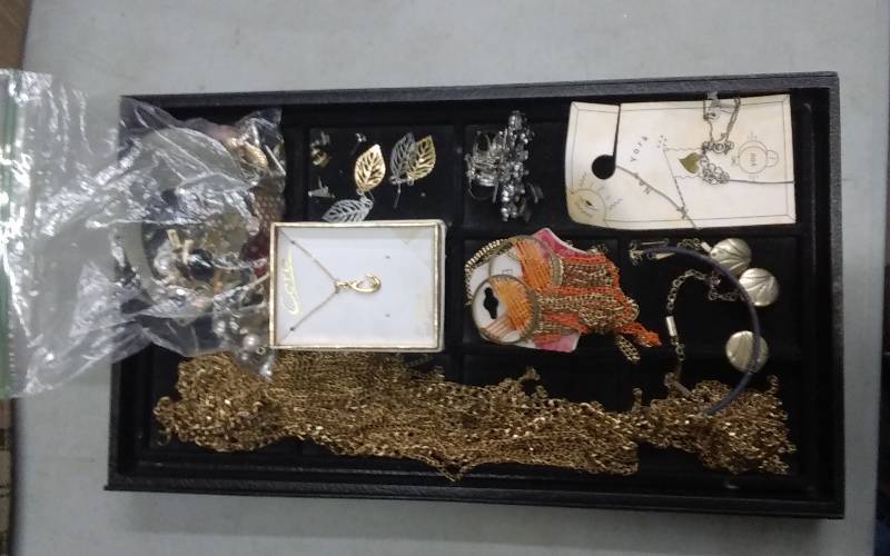 Assorted Jewelry