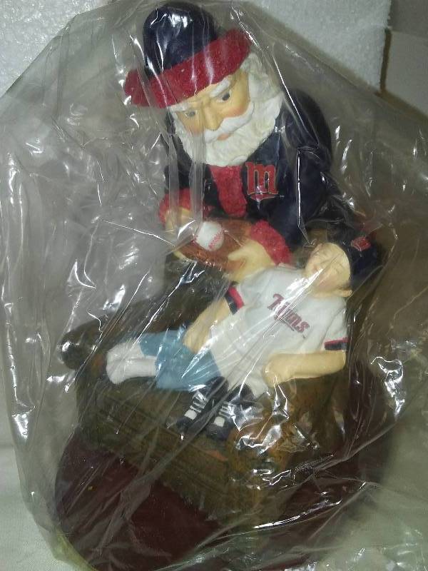 Santa�s Gift to the Minnesota Twins