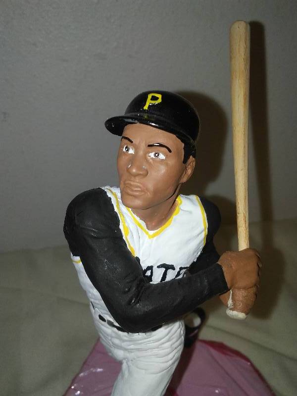 Roberto Clemente Pittsburgh Pirates, #39 of 1750 ULTRA RARE