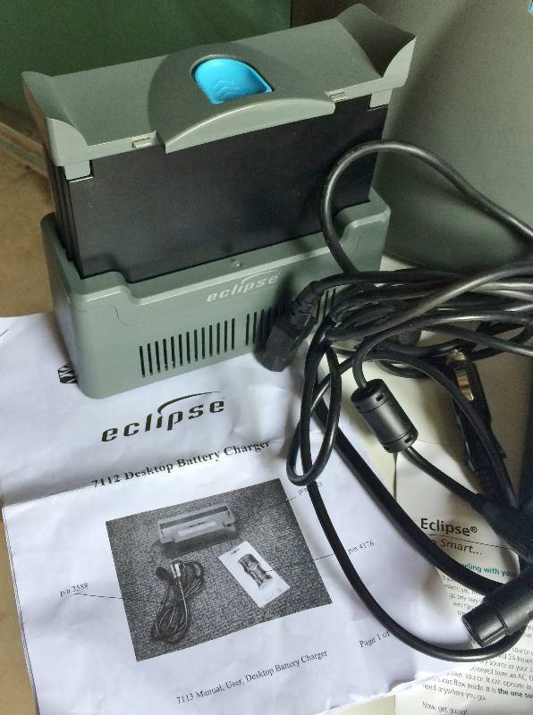 lot 3 image: WOW SeQual Eclipse 2 Portable (Airplane Approved) Oxygen Concentrator Includes Extra Desktop Battery Charger & More - Used For Oxygen Bars, Spas, Facials, Fish Farming & More - Excellent Condition See YouTube