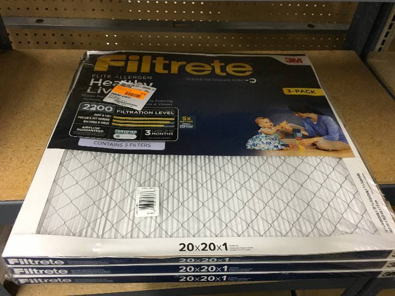 lot 370 image: 3M FILTR FP-20X20 3PK, MSRP $39.99