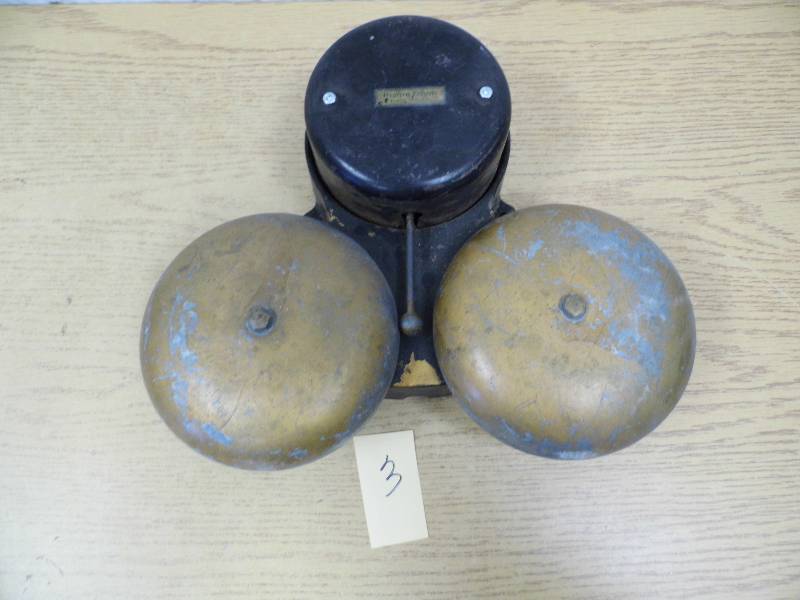 lot 3 image: Vintage Western Electric Bell