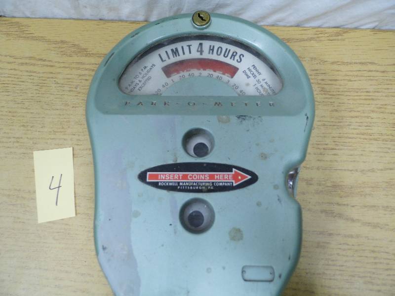 lot 4 image: Parking Meter